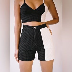 NWOT Aniela Parys Atlas Two-Tone Waffle Shorts